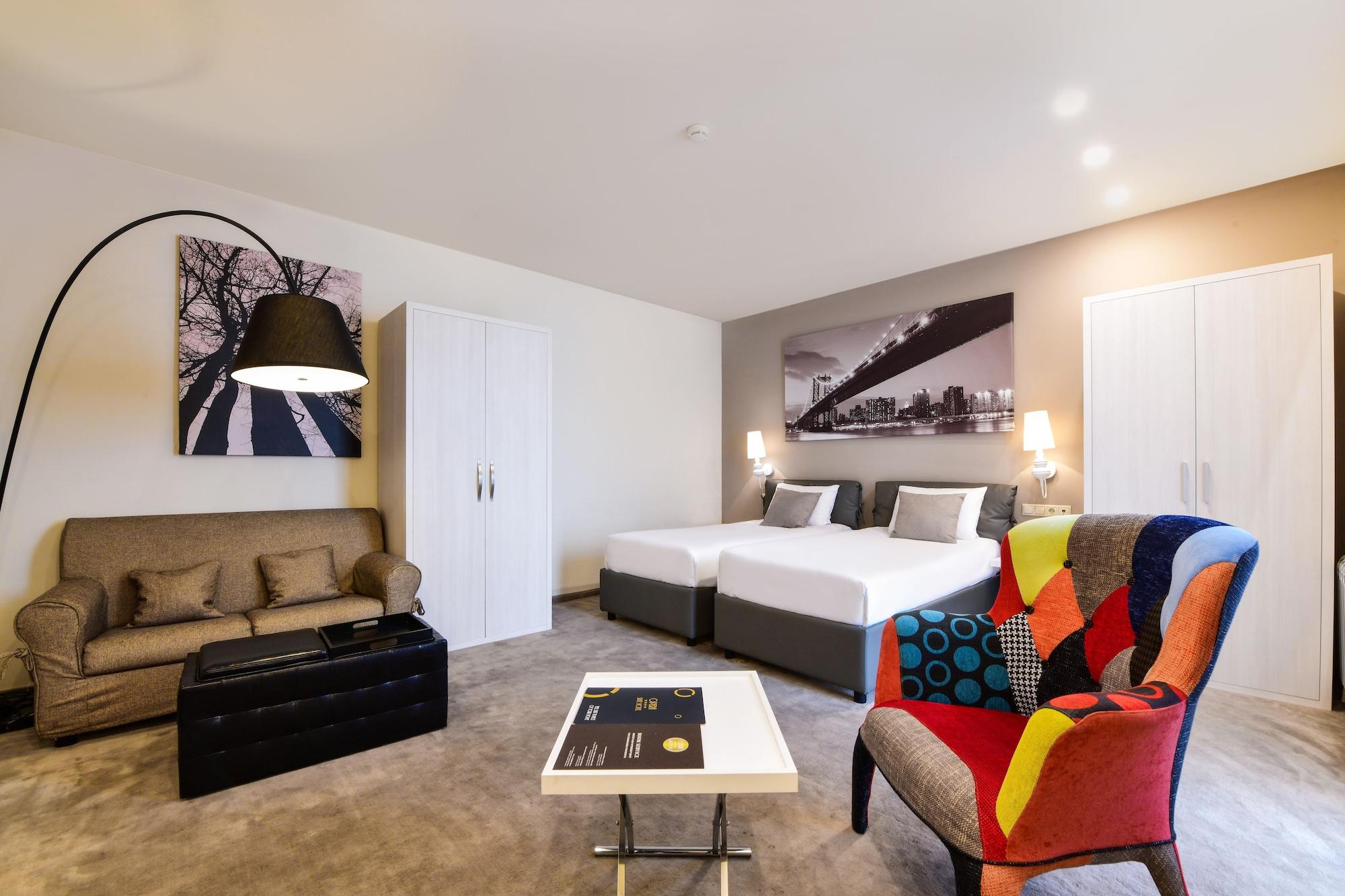 Opera Suite Hotel Erévan Extérieur photo