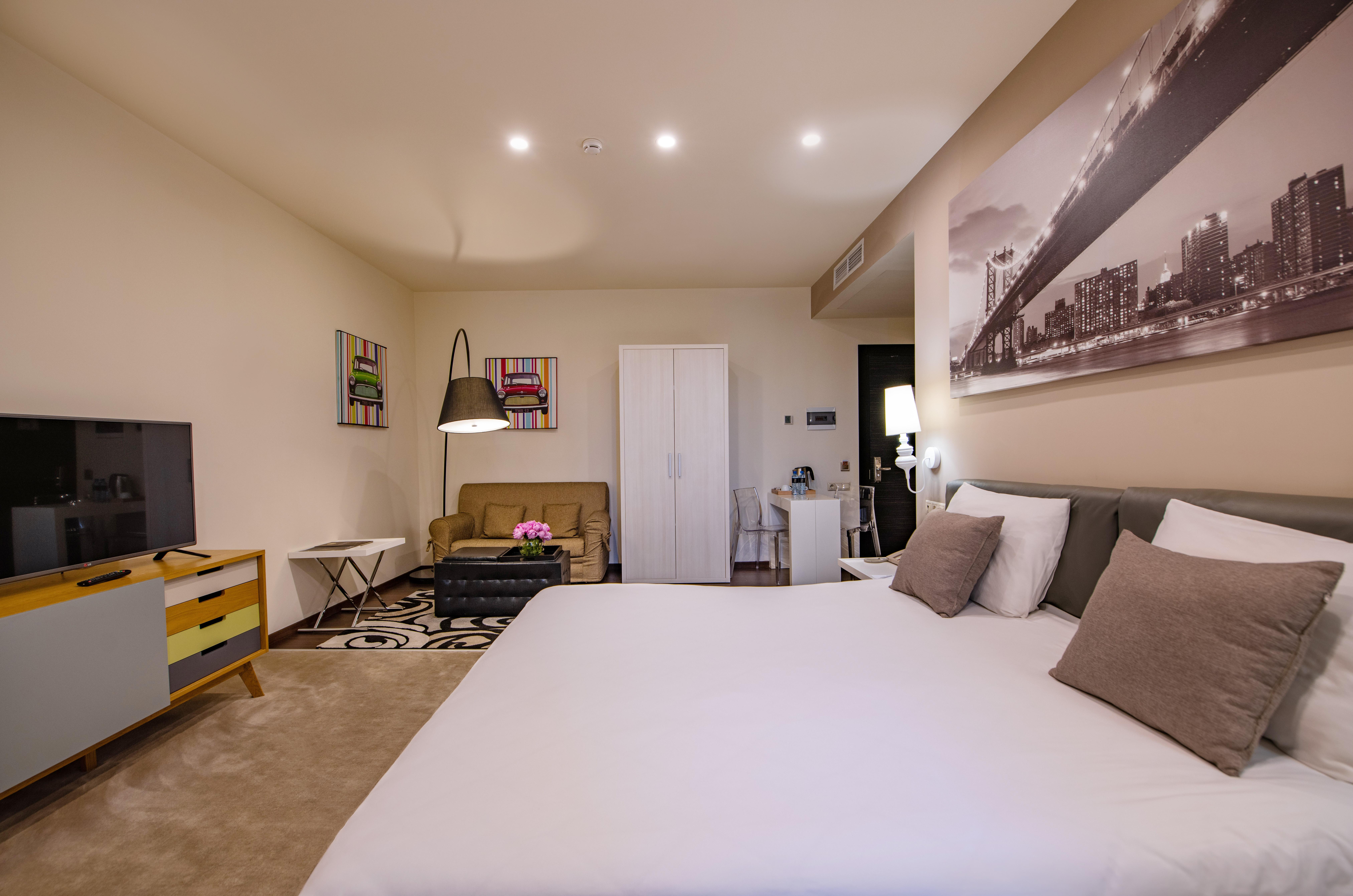 Opera Suite Hotel Erévan Extérieur photo