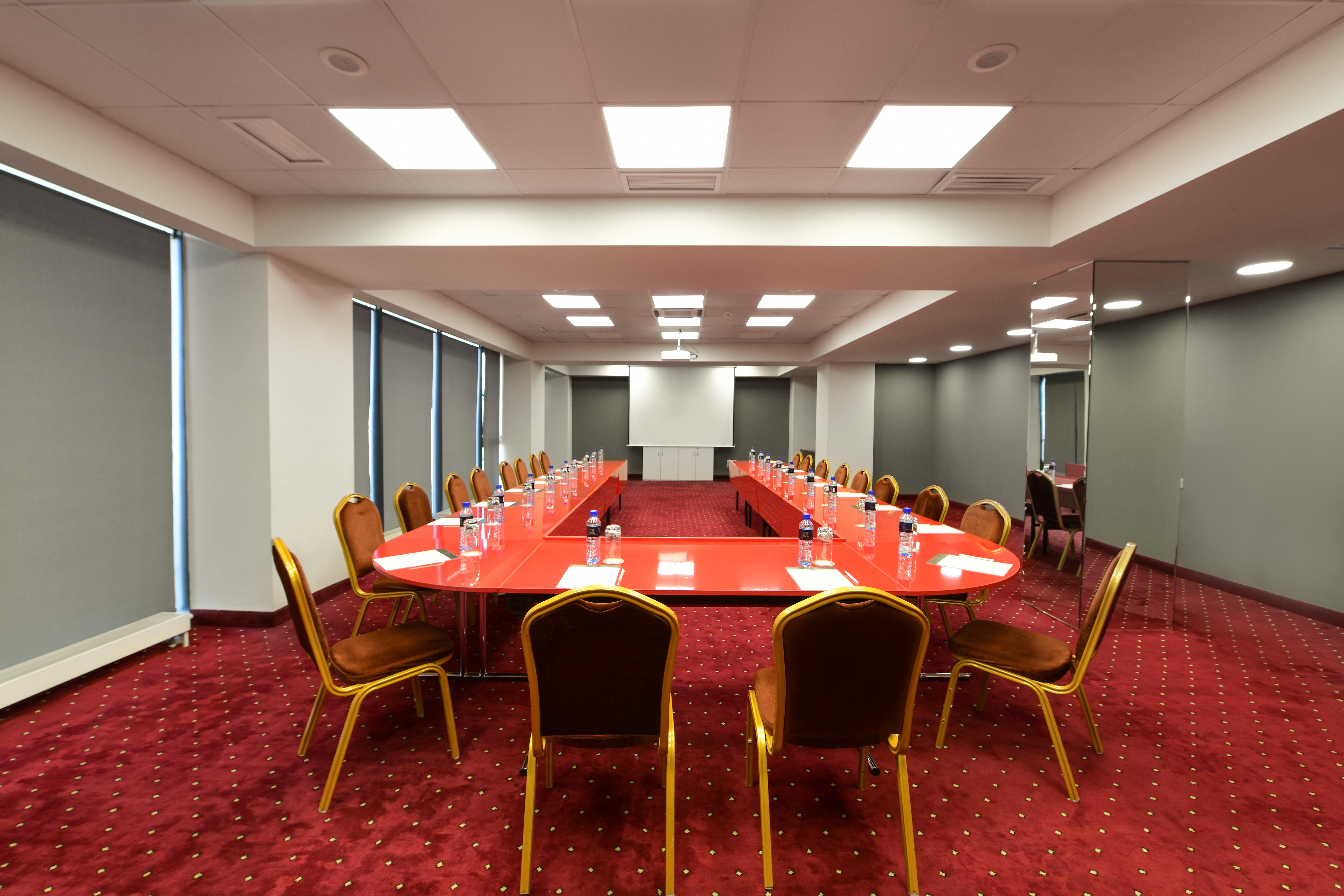 Opera Suite Hotel Erévan Extérieur photo