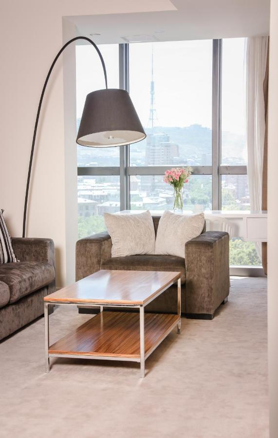 Opera Suite Hotel Erévan Extérieur photo